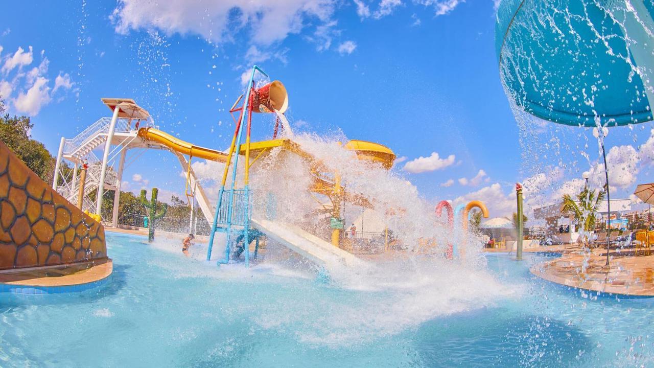 Do Lago Park 4*